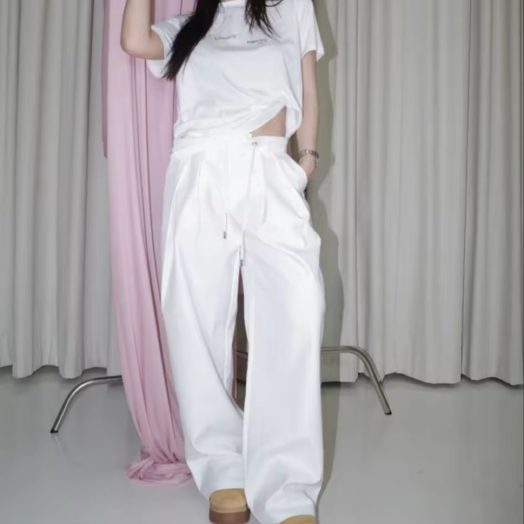 ส่งต่อกางเกง Loonnystore กางเกงขายาว รุ่น Josh Pants ของใหม่นะคะ sz.XL ผ้าดีมากๆทรงสวยสุดๆๆ พร้อมส่ง