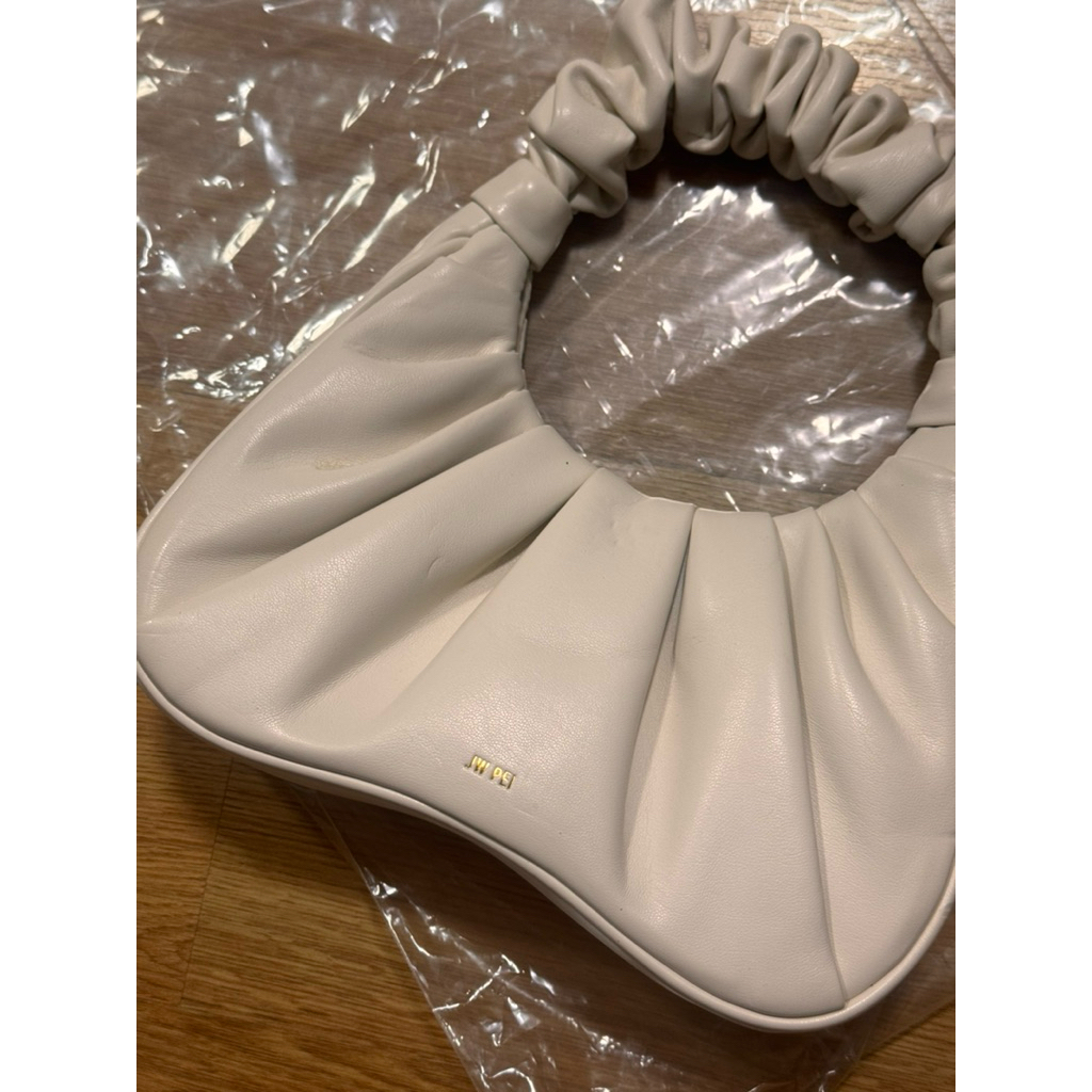 กระเป๋า JW PEI เเท้ 100% ส่งต่อมือสอง