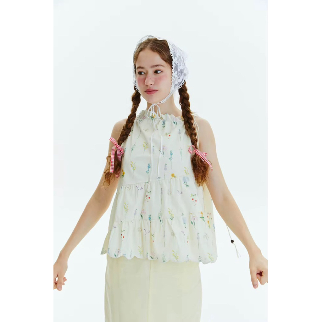 ส่งต่อ MAGARINES [พร้อมส่ง]- Wildflower Top