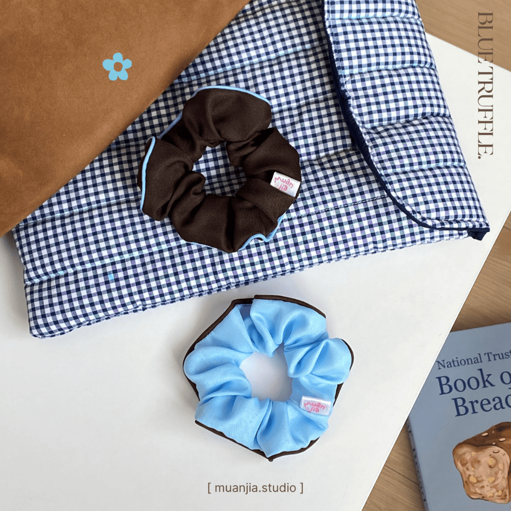 blue truffle scrunchies | ยางมัดผมน้ำตาลฟ้า ม่วนใจ๋สตูดิโอ | muanjia.studio