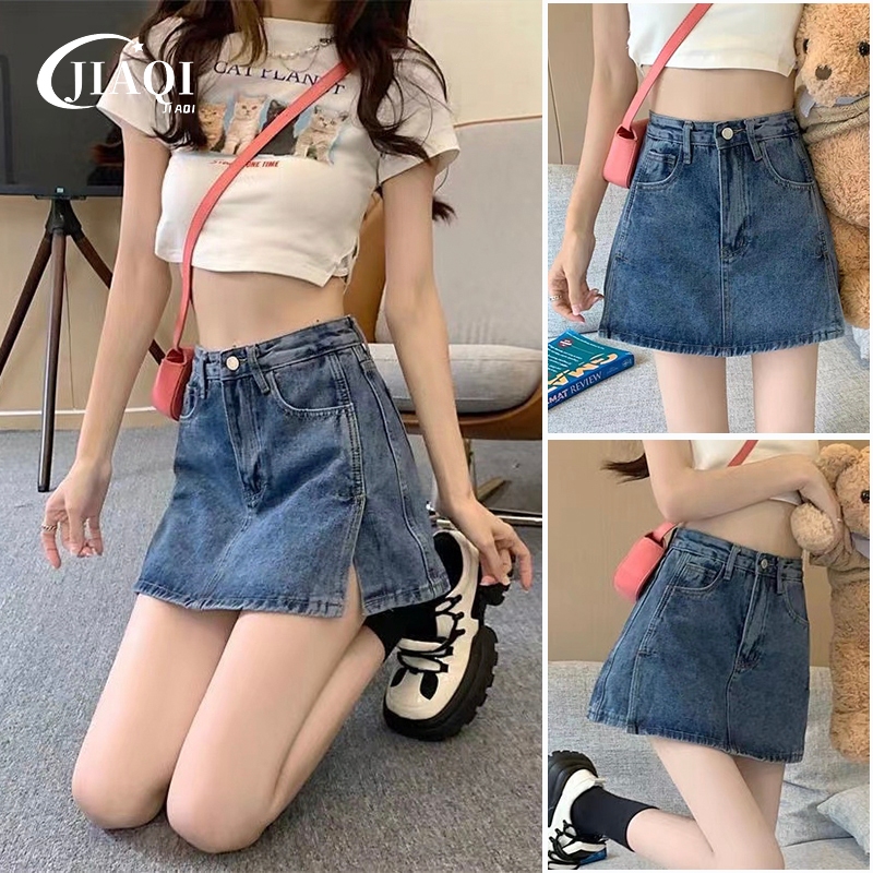 JIAQI 🌟ยีนส์🌟 กระโปรงยีนส์มิติการผ่าสาวฮอต กางเกงกระโปรงเอวสูงกระโปรงสั้นทรงเอ-ไลน์ กันโป๊มีซับใน ทรงสวย ขนาด S-4XL[สีฟ้