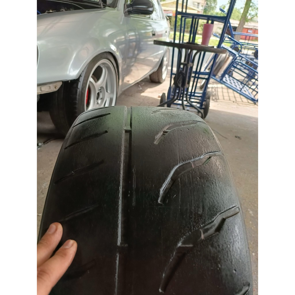 TOYO R888 255/40/17 y19