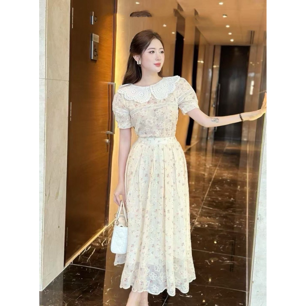 🌟 Set 2 ชิ้น เสื้อแขนสั้น ดีเทลแต่งปกฉลุลูกไม้สีขาว มาพร้อมกับกระโปรงยาว (ticha)🌟
