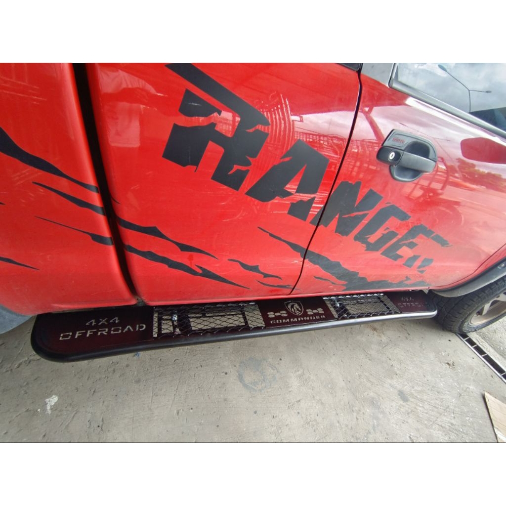 บันไดข้าง 4x4 offroad COMMANDER สำหรับรถกระบะ - รูปที่ 7