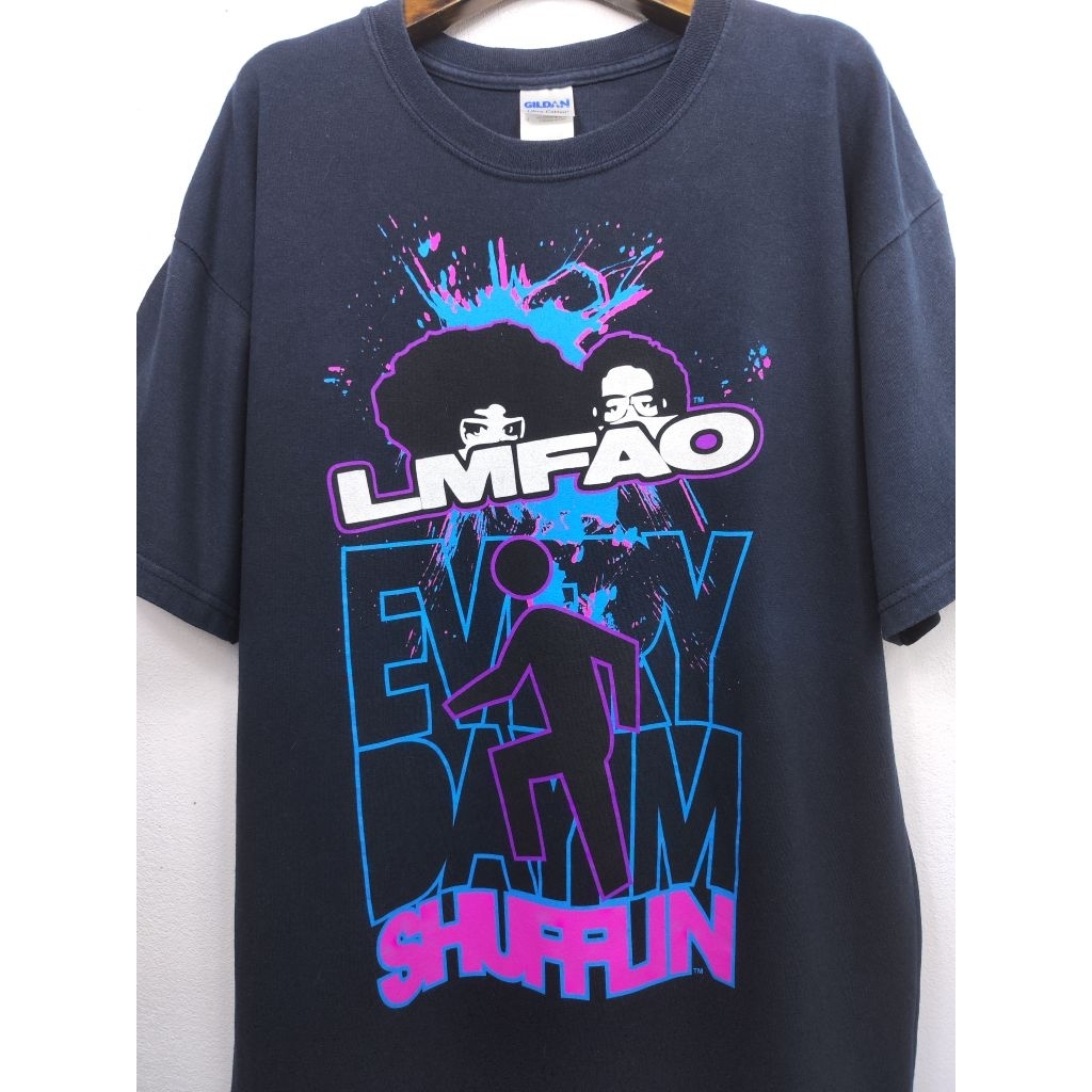 เสื้อวง มือสอง LMFAO อก 42 ยาว 29 #80