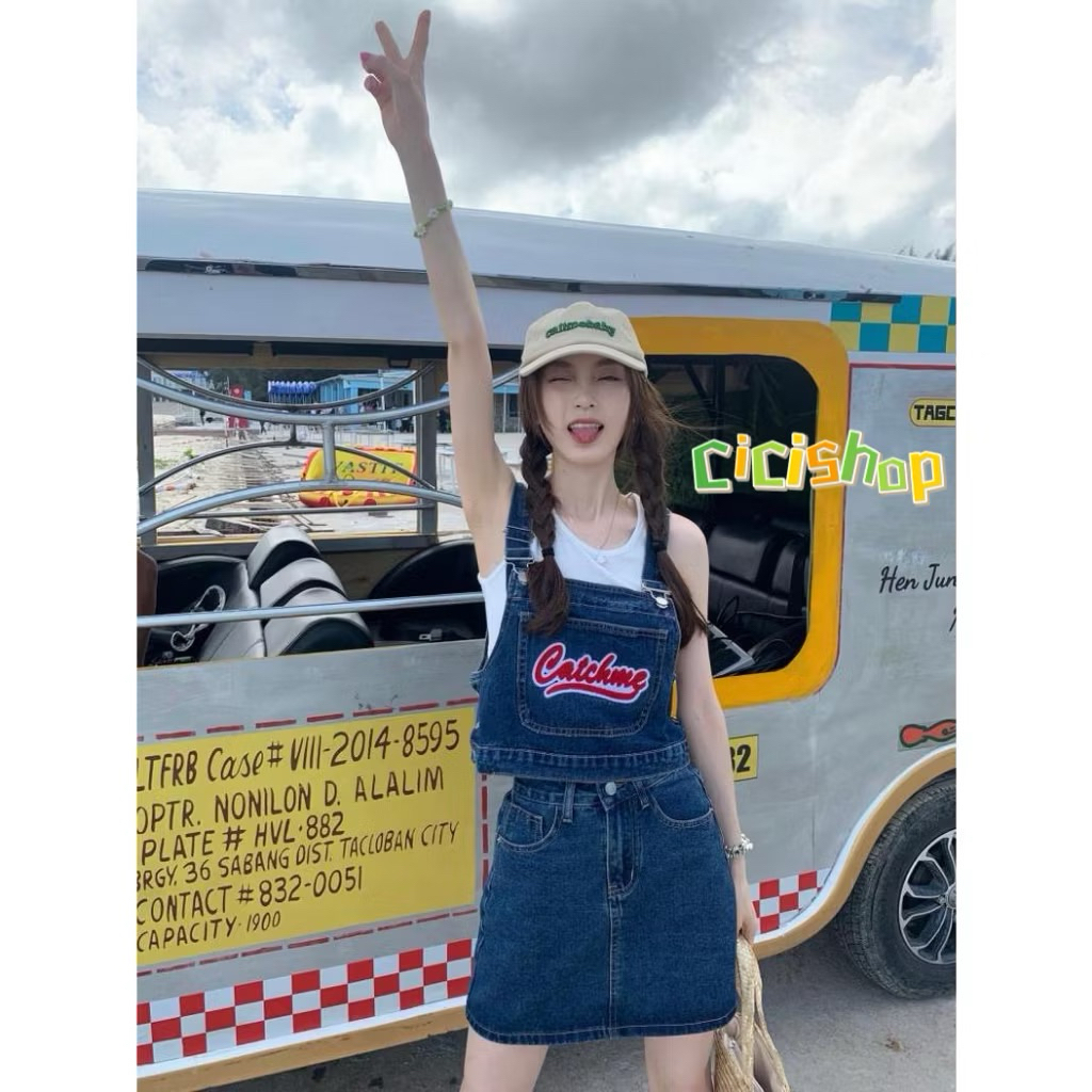 ชุดเซตยีนส์ M lส่งในไทยทักสอบถามได้เลยจ้างานผ้าดีมากเอว27-28 อกได้ถึง38,40 สะโพก39