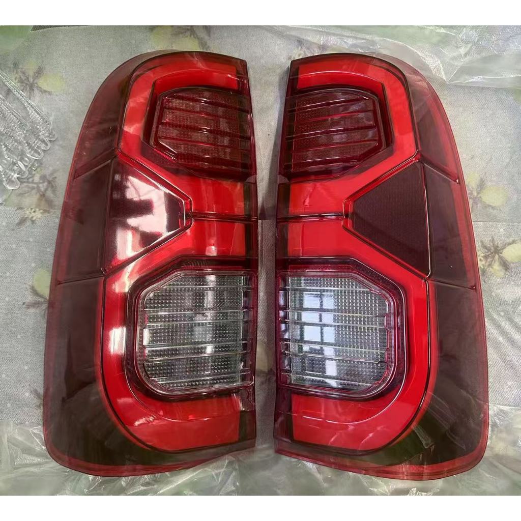 ไฟท้าย TOYOTA วีโก้ แชมป์ ไฟท้ายแต่ง VIGO CHAMP ปี 2005 - 2014แบบ LED พร้อมชุดสายไฟ+หลอดไฟ(งานตำหนิคละุสี)