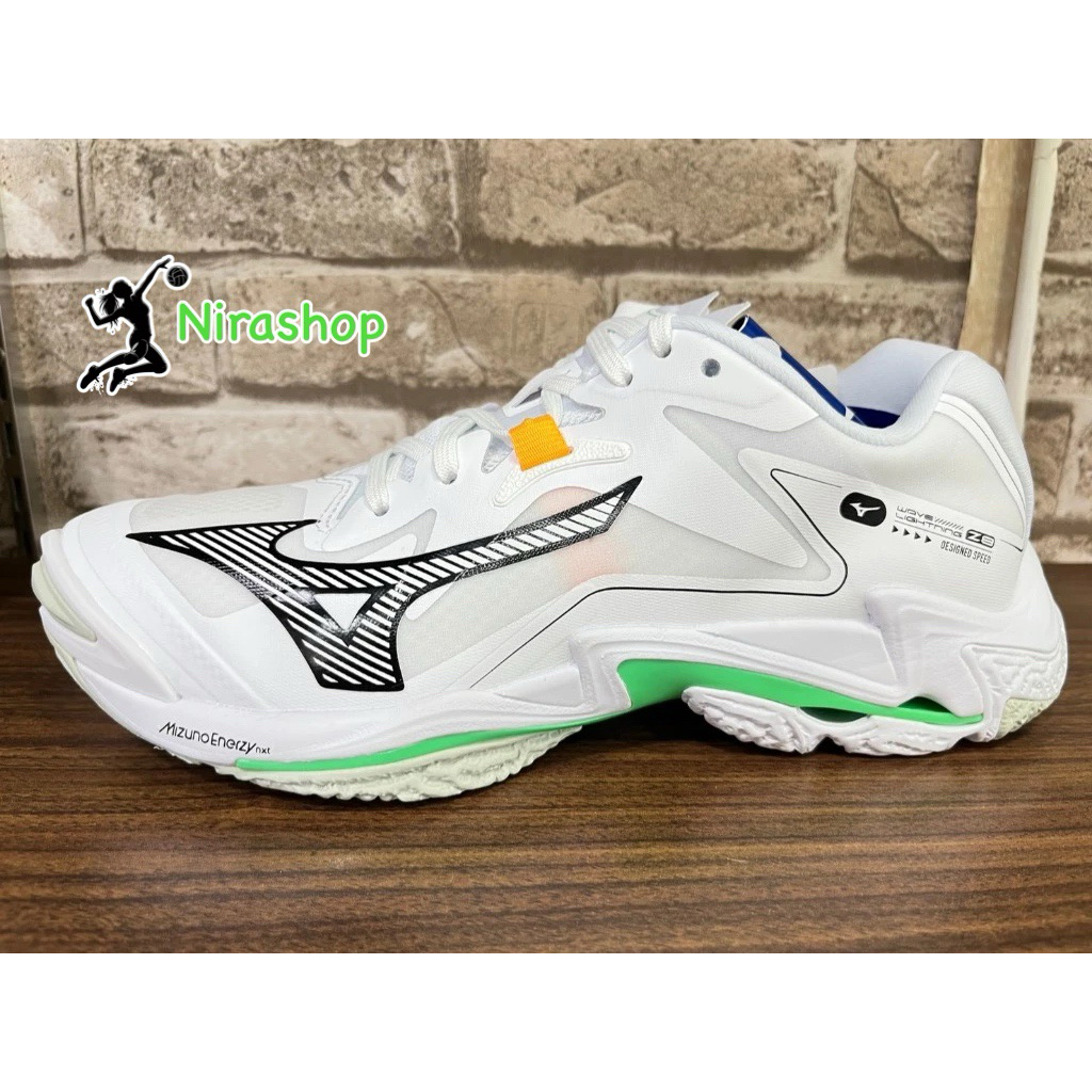 Mizuno Wave Lightning Z8