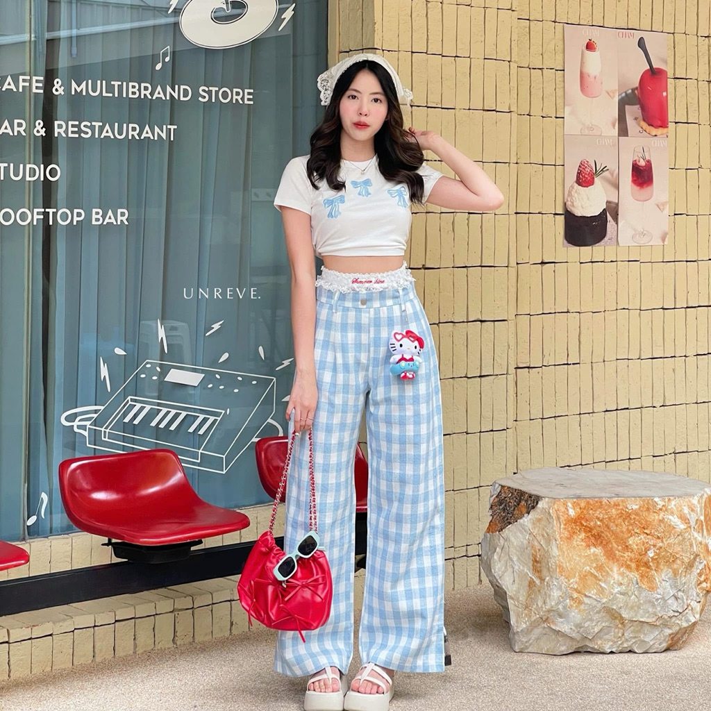 เซ็ตเสื้อยืด+ขายาวลายสก็อตแต่งขอบลูกไม้ มือ2 ป้ายUN reve ไซส์m