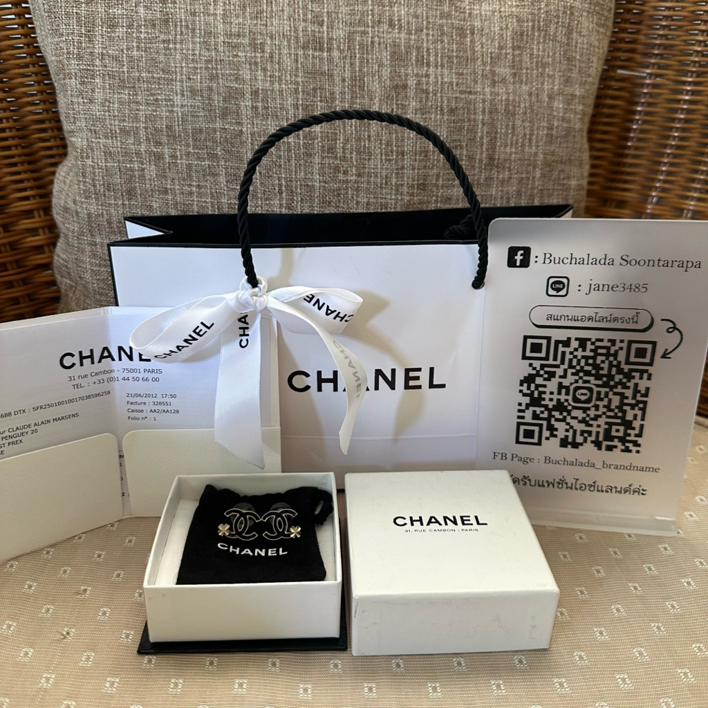 Used‼️Chanel Earrings Y12 สภาพสวยกริบค่า ต่างหูอะไหล่ทองเเชมเปญ ขนาด 1.8 cm fullset with rec.