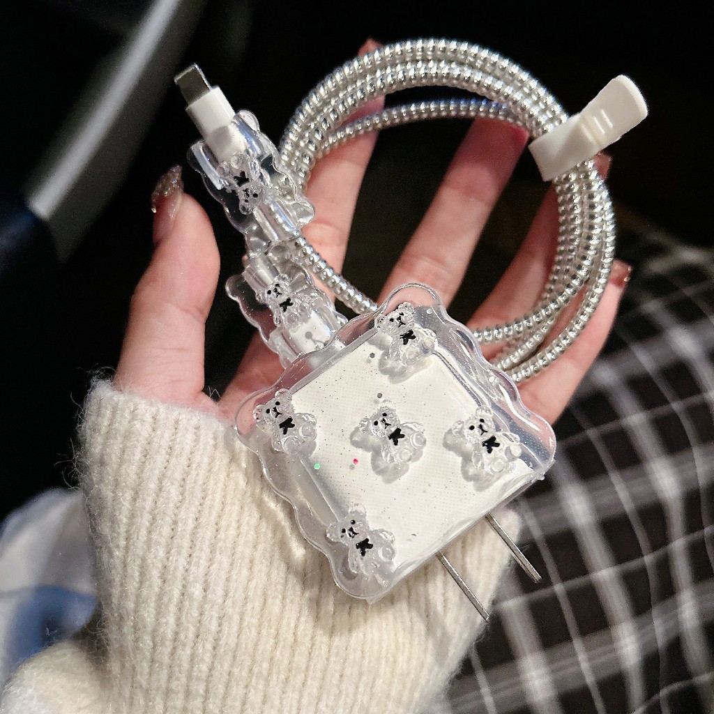 ชุดตกเเต่งสายชาร์จ หมีใสโบว์ดำ สำหรับ ไอโฟน 20W 35W ชุดถนอมสาย ชุดถนอม 5ชิ้น เคส สำหรับ ไอโฟน Apple 