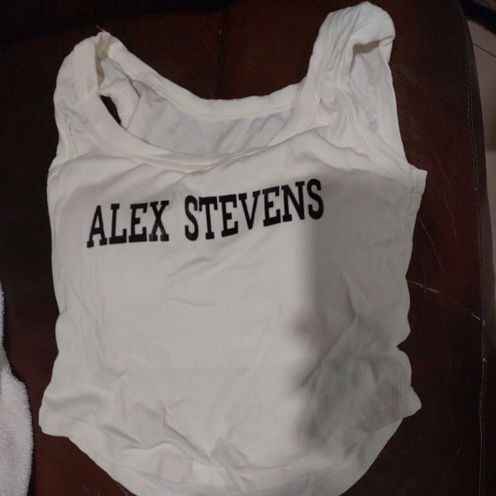 เสื้อครอปแฟชั่น Alex Stevens