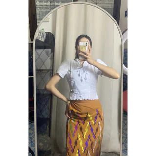 เสื้อมอญประยุกต์ลูกไม้สีขาว งานใหม่ แบบน่ารักมาก เนื้อผ้านิ่มใส่สบาย