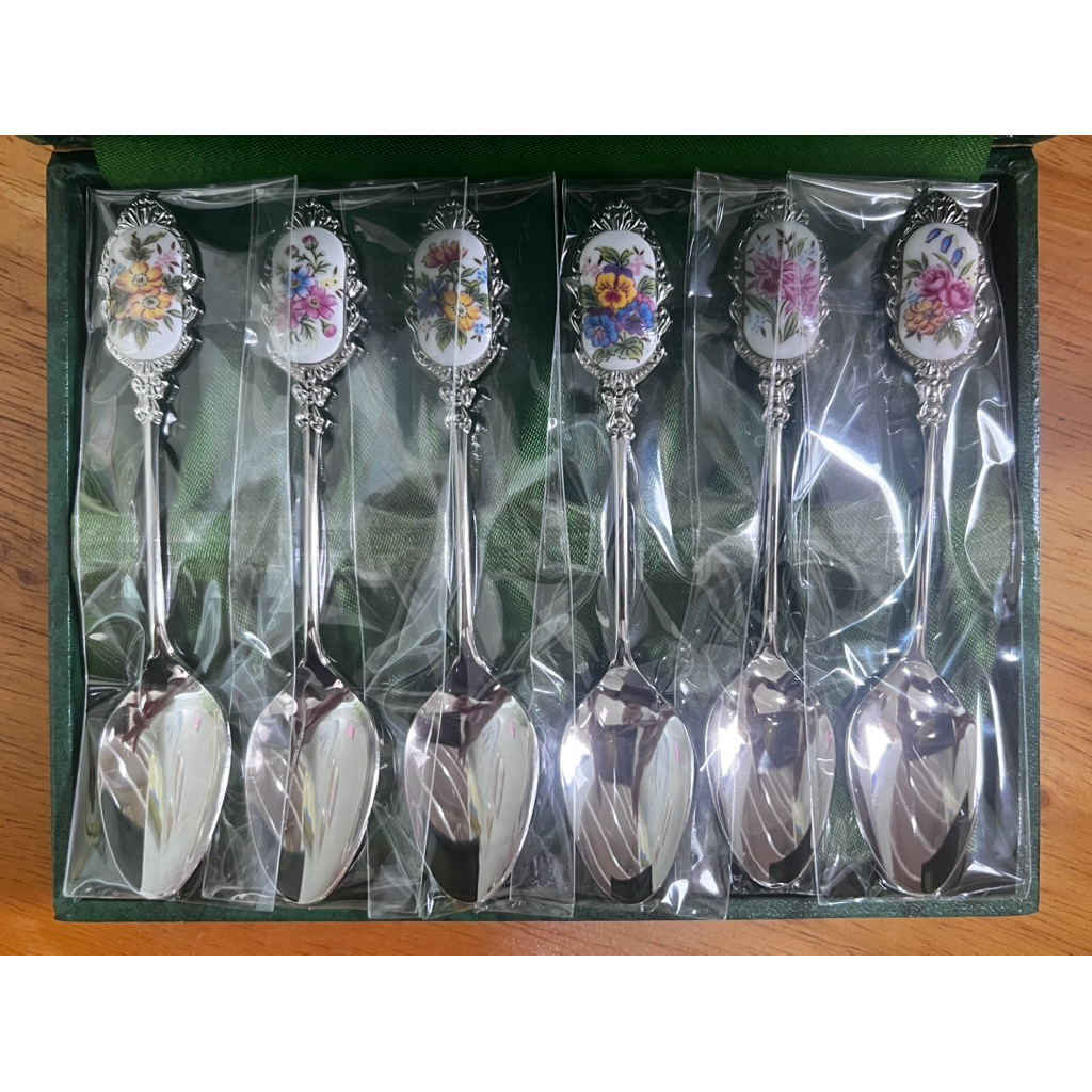 #sp168_5   ช้อนขนม flowers collection set