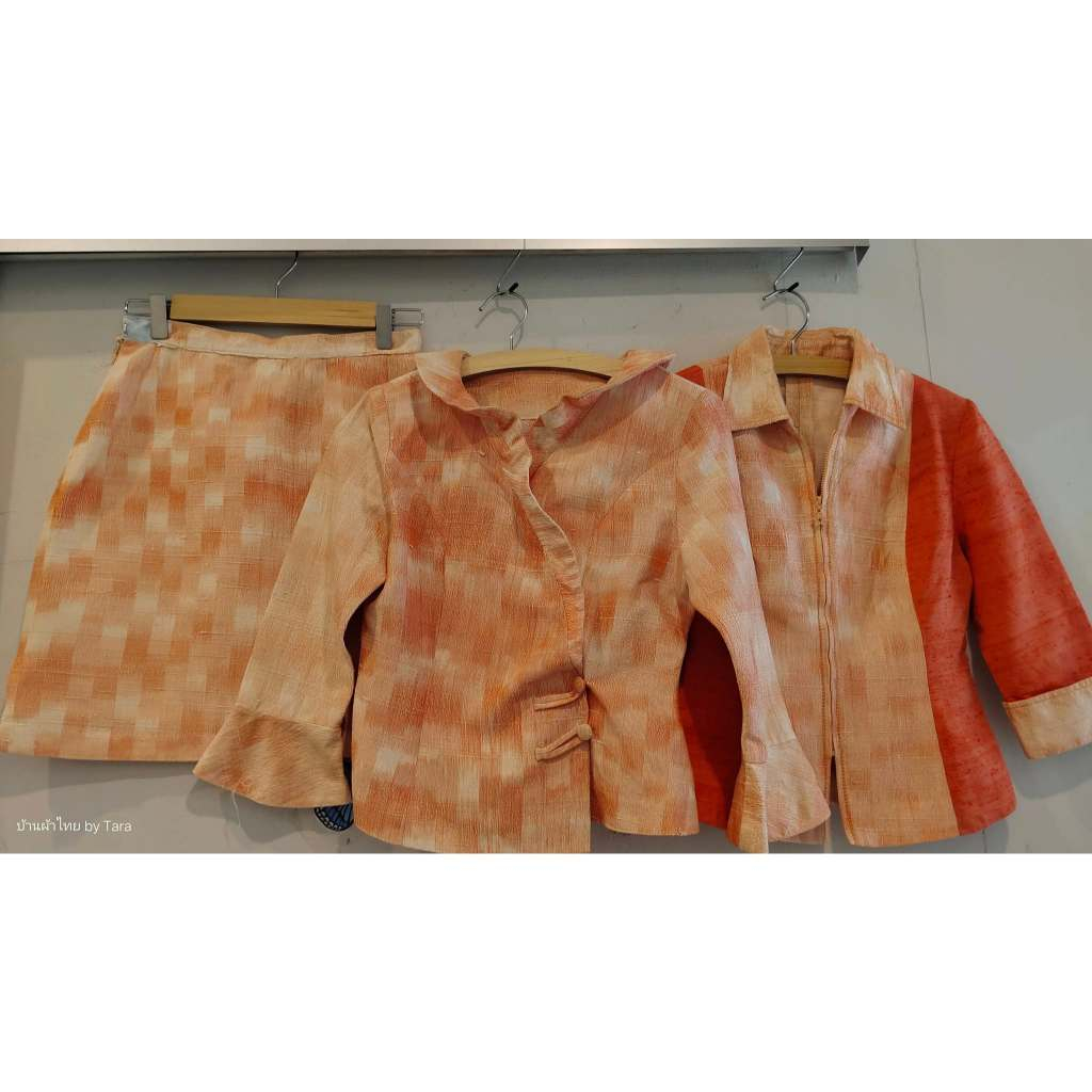July2-เซตงานตัดผ้าไหมแท้ 3 ชิ้น สีโทนส้ม สำหรับสาวไซส์เล็ก อก 32 เอว 26 งานมือ 2 (โปรดอ่านรายละเอียด