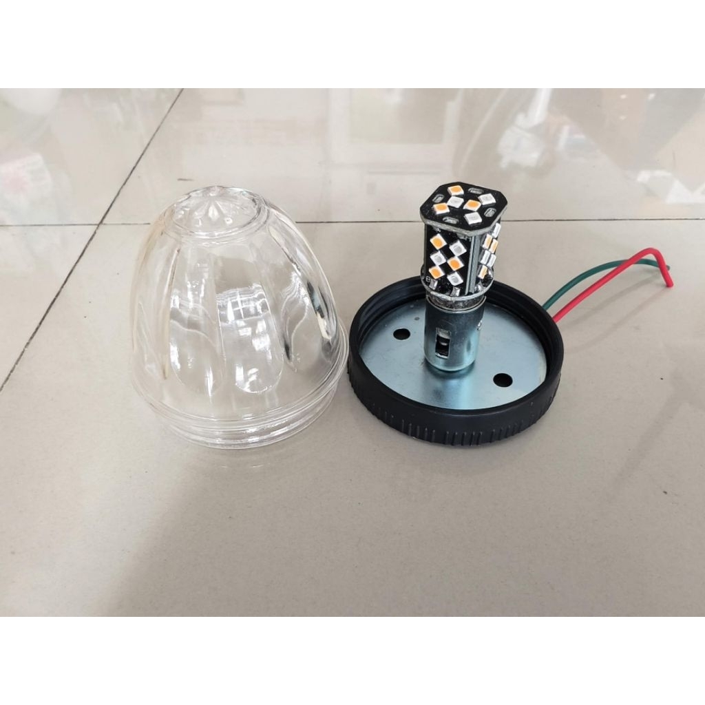 ไฟเรดาร์ตู้ทึบขั่ว 2 จุด 12 V หรี่-เลี้ยวได้ในตัว  ไฟตู้ทึบ 2 สี  [ไม่ต้องเชื่อมสายไฟ หลอดสามารถถอดเปลี่ยนได้เลย]