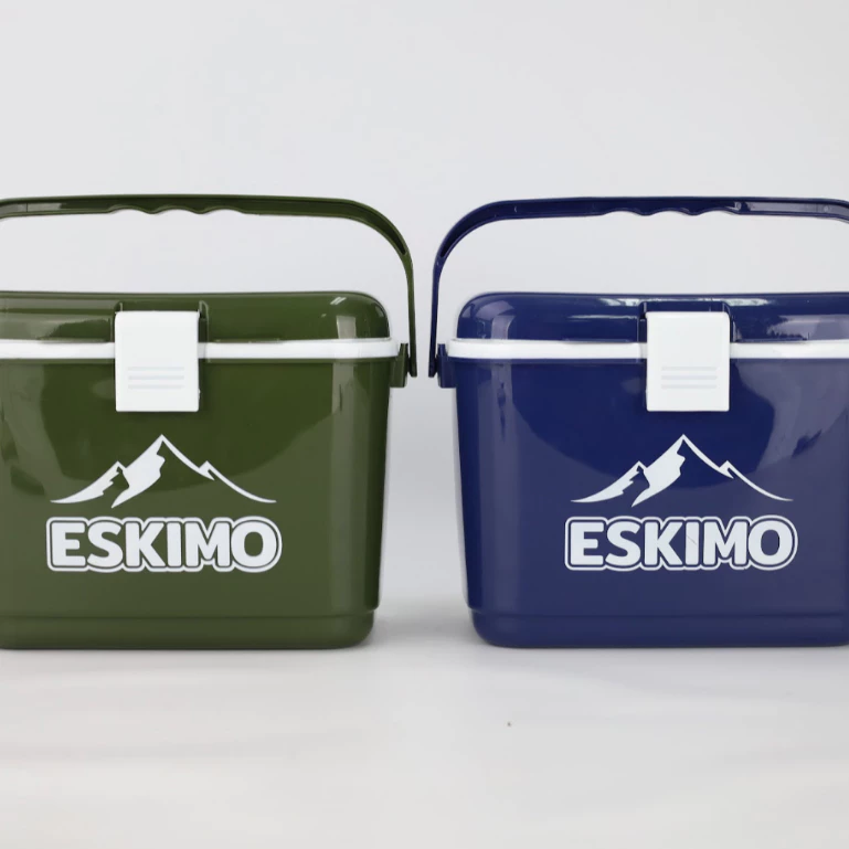 ESKIMO COOLER กระติกน้ำพลาสติกเก็บความเย็น ทรงเหลี่ยม หูล็อค หูหิ้ว เก็บเย็นนาน 12 ชม. 3L / 4L สีน้ำเงิน สีครีม thumbnail 3