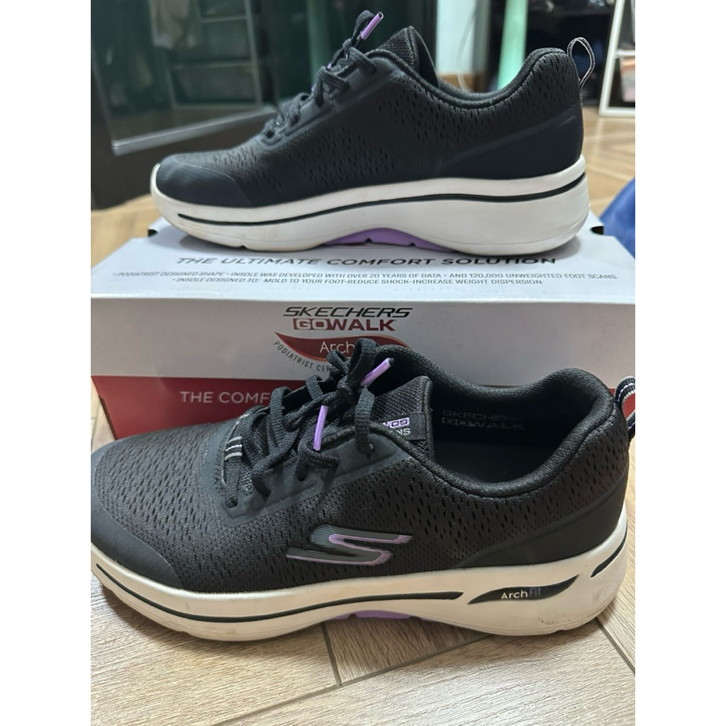 รองเท้า skechers go walk มือสองของแท้