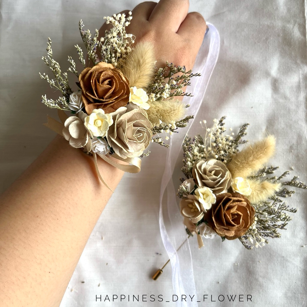 พิณติดสูทดอกไม้แห้งสวยๆ เข้าเซตข้อมือโทนสีน้ำตาล ‼️พร้อมส่ง ‼️