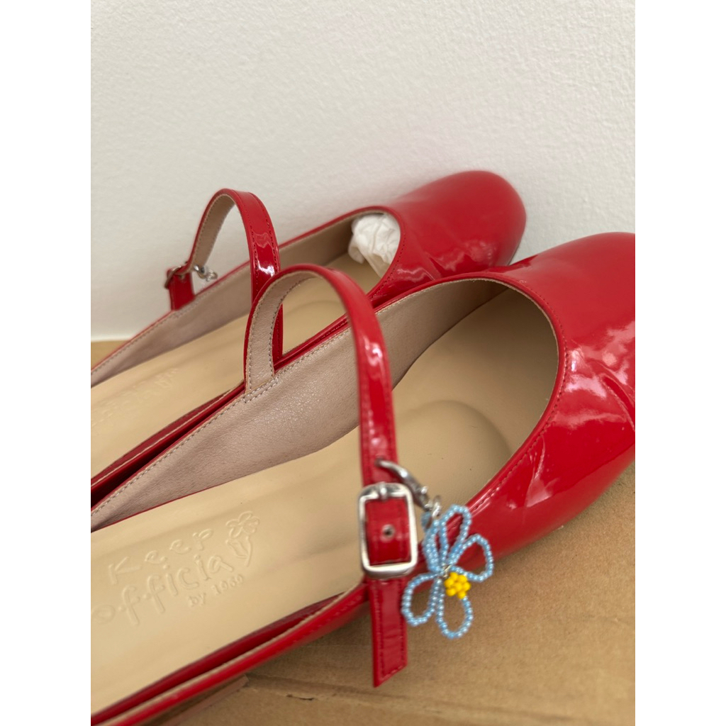 รองเท้าแมรี่เจนเปิดส้น สีแดง แบรนด์ keep