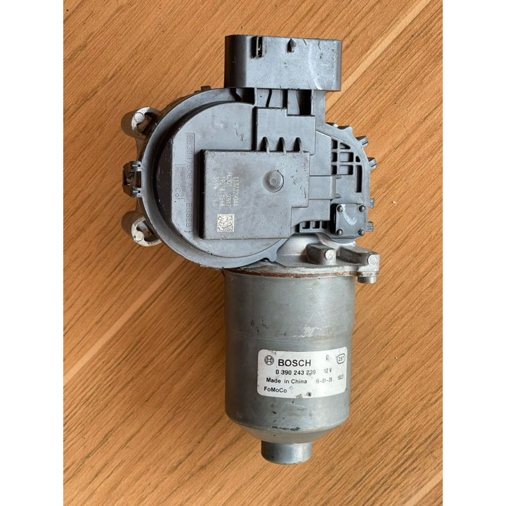 มอเตอร์ปัดน้ำฝน Ford Renjer ปี2019 สินค้า แท้ถอด