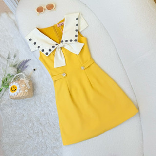 [LISA] A1097 ชุดเดรสกระโปรงคอปกแขนกุดปักดอกไม้แต่งโบว์เรียบห…