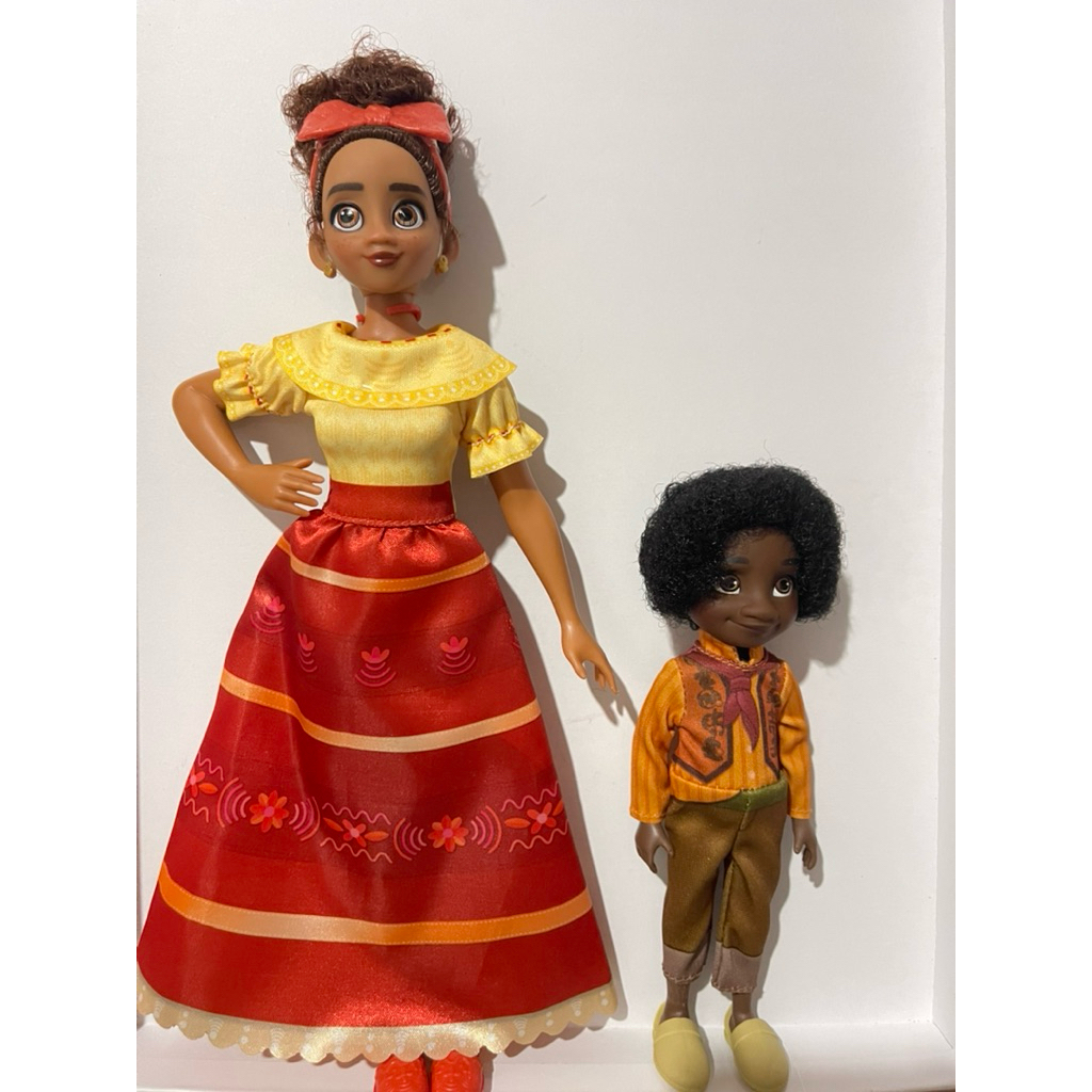 Encanto Dolores & Antonio