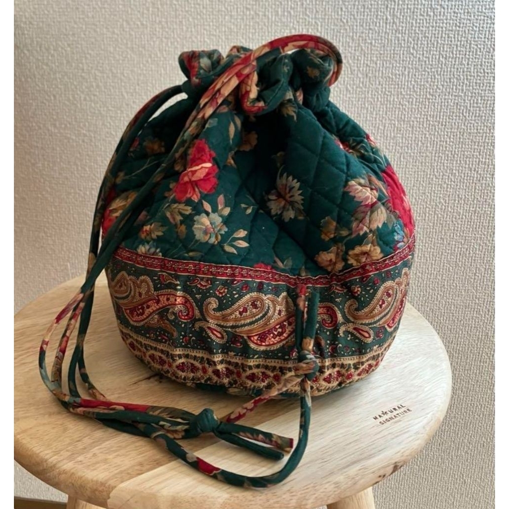 BRAND :Vera Bradley Drawstring