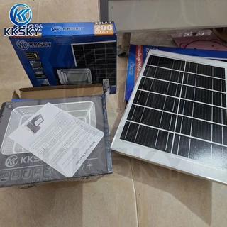 KKSKY ไฟโซล่าเซลล์ 500W 1000W Solar Light IP67 กันน้ำ โซล่าแสงสีขาว สว่างอัตโนมัติเมื่อฟ้ามืดหลอดไฟ รีโมท สปอร์ตไลท์ led