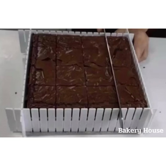 ช่องแบ่งขนม พิมพ์ตัดขนมบราวนี่ ตัดขนมเค้กไข่