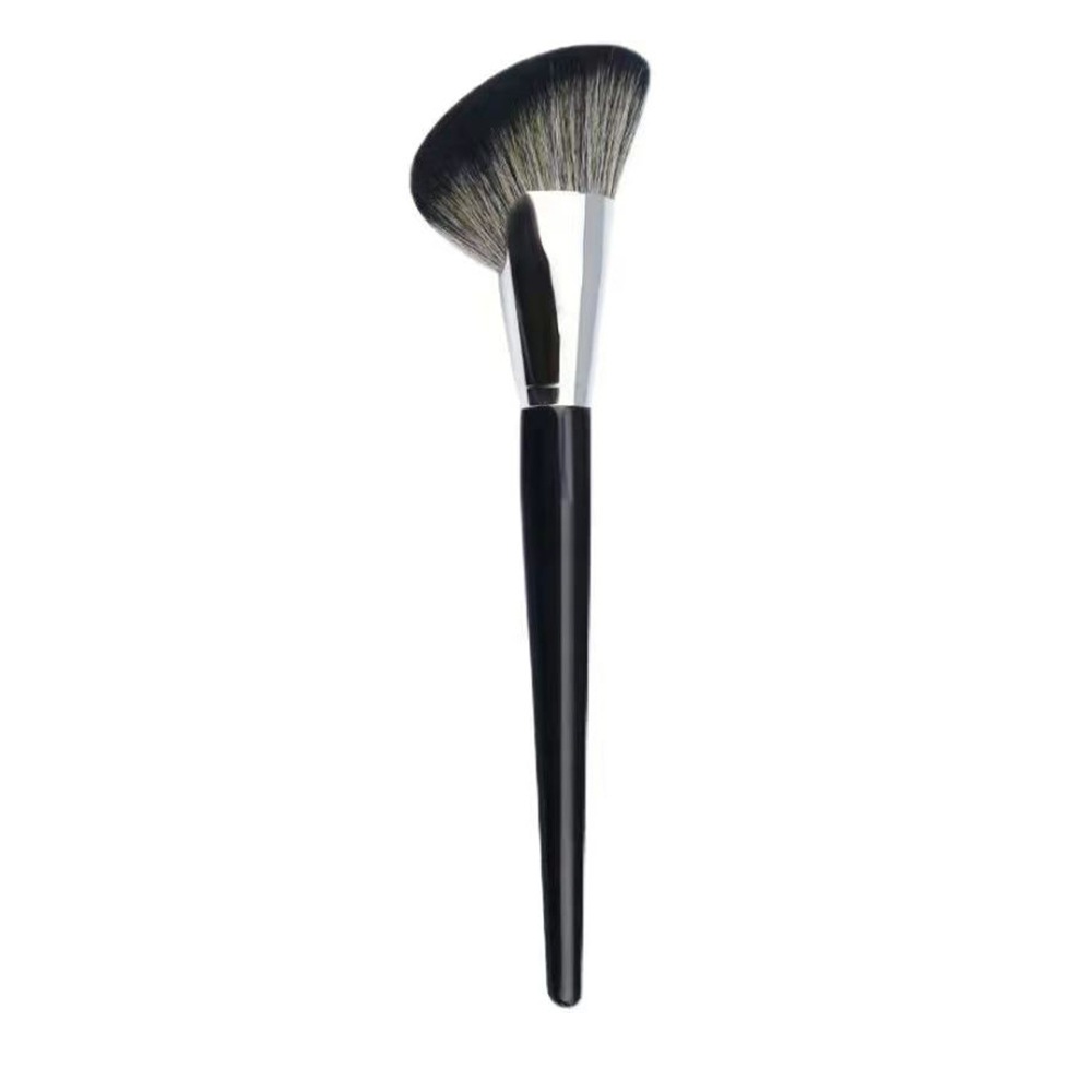 BEIKOTT แปรงทาลิปฟุ้ง สีดำ แม่ค้าชาวไทย พร้อมส่ง Makeup Brush