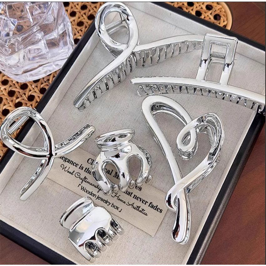 กิ๊บติดผม เนื้อแมตต์ ยางรัดผมผ้าดีใช้งานได้นาน คุณสภาพดีทุกชิ้นงานแน่นอน