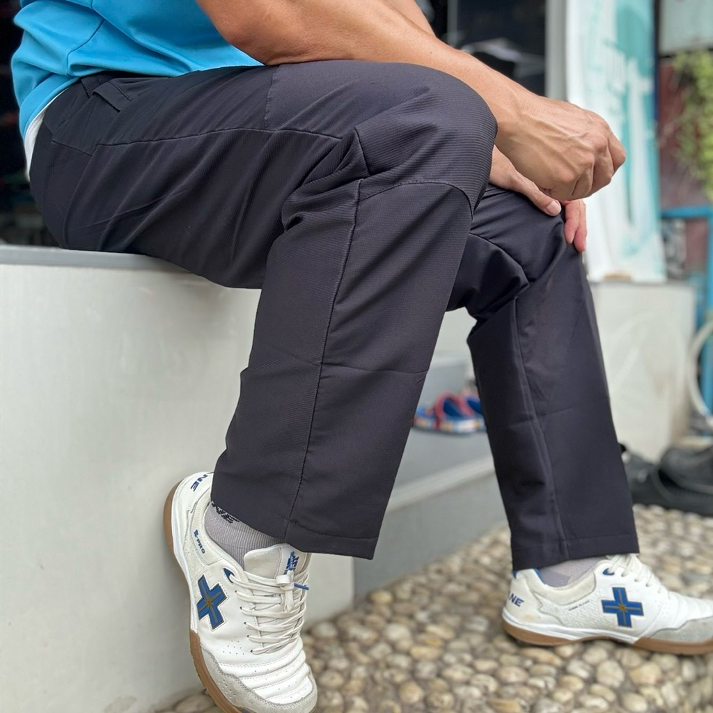 EGO SPORTS กางเกงแทร็คสูทสีล้วน SOLID COLOR TRACKSUIT PANTS รหัส EG-9106