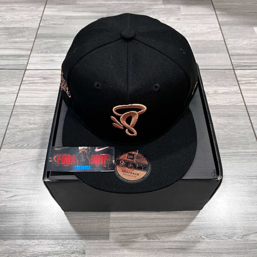 SYNAWORLD X 9FIFTY SNAPBACK CAP-BLACK/ROSE GOLD งานสุดตาราง มีกล่อง