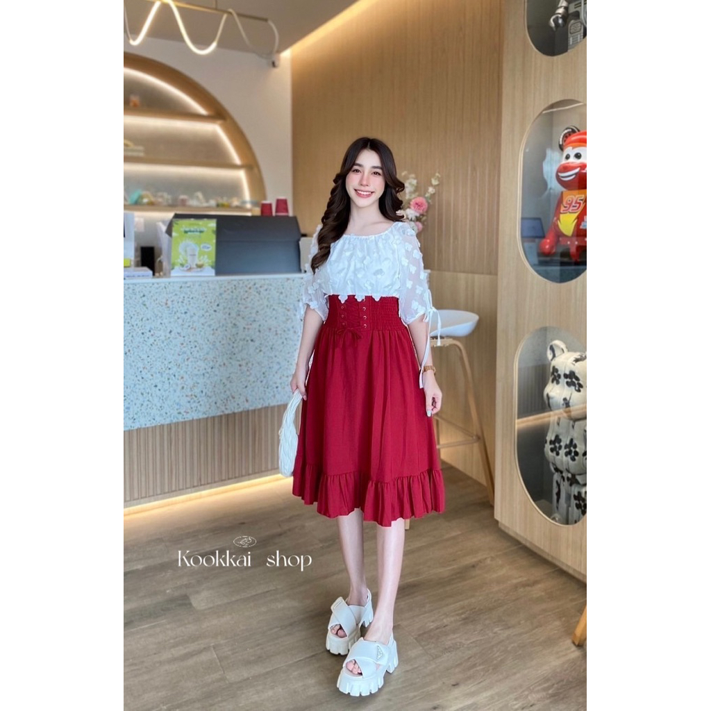 เดรสกระโปรงเสื้อลูกไม้ขาวแขนโบ (รุ่นแขนโบว์)