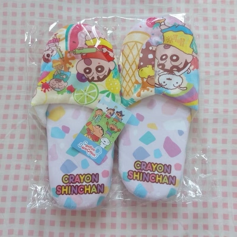 MOMOMART รองเท้าใส่ในบ้าน รองเท้าสลิปเปอร์ ลายชินจัง ใส่เดินในบ้าน ลายน่ารัก รุ่น S-SC-MS