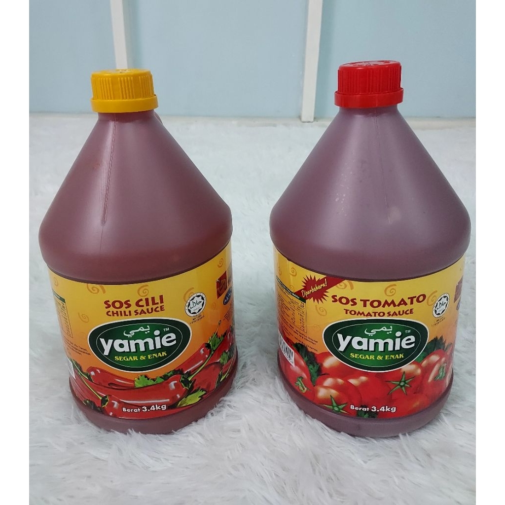 ซอสยี่ห้อ Yamie พริกและมะเขือเทศเป็นซอสแบบแกลลอน ขนาด 3.4 กิโล