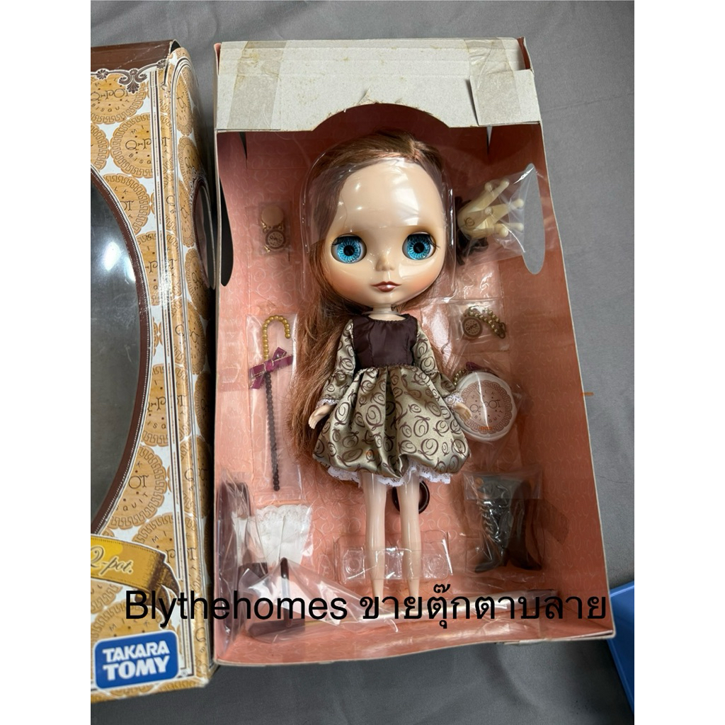 Blythe Neo Qpot doll