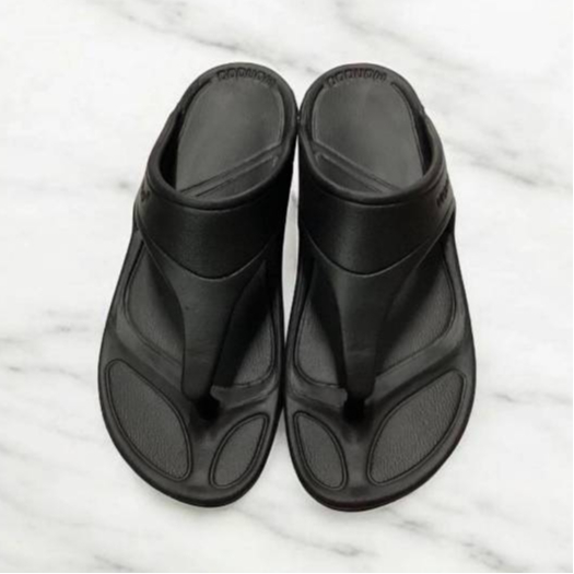 Monobo โมโนโบ 1 รองเท้าแตะสุภาพสตรีแบบหูคีบ ยี่ห้อ Monobo รุ่น Moniga 1 Size 5-8 มีบริการส่งด่วน