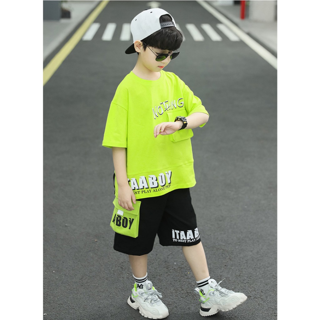 jqk ชุดเซ็ท 2 ชิ้น เด็กผู้ชายเสื้อยืดแขนสั้น+กางเกง สกรีนลายด้านหลัง รุ่น KK011
