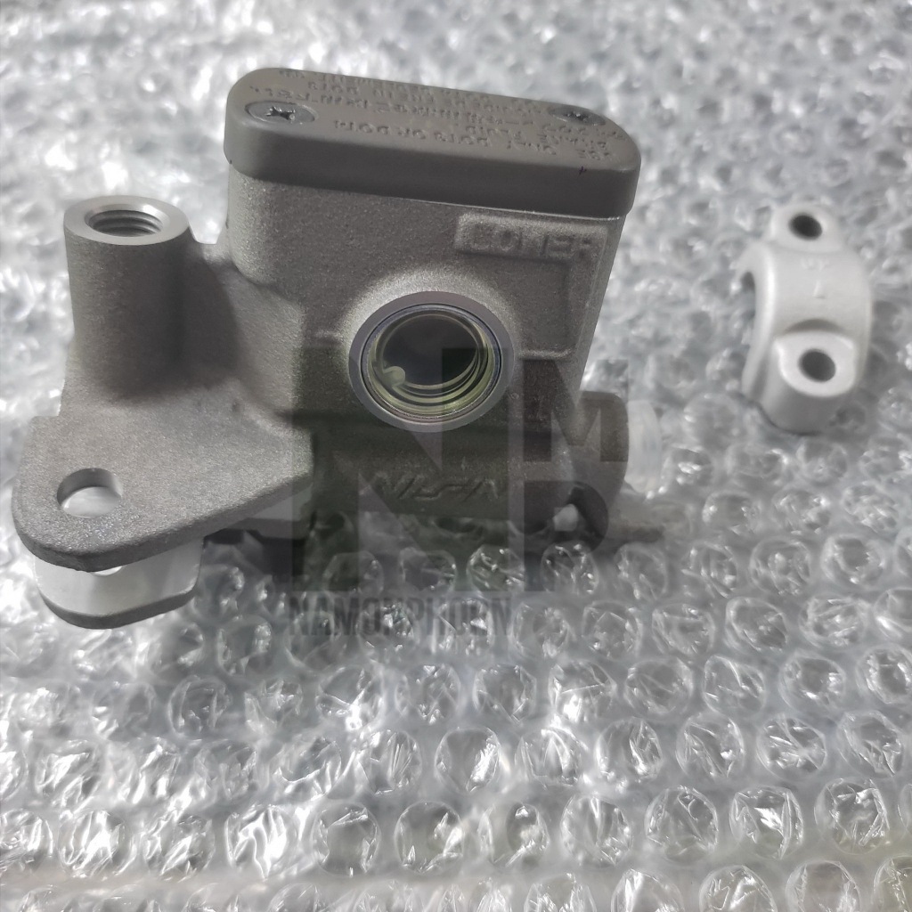 แม่ปั้มเบรคบน WAVE110I 2009-2018 ปั้มดิสเบรคหน้าตัวบน แท้ HONDA FRONT BRAKE MASTER CYLINDER  70