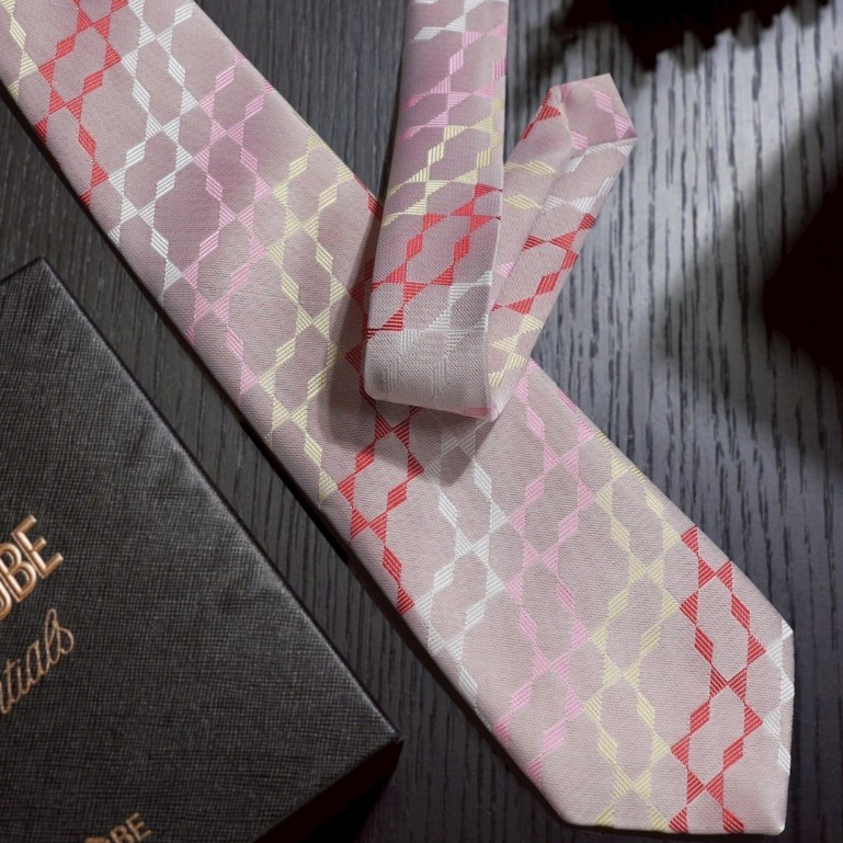 SUITCUBE เนคไทแฟชั่นชาย ใส่ง่าย ดูดีทุกโอกาส | ใส่ออกงาน/ไปทำงาน
