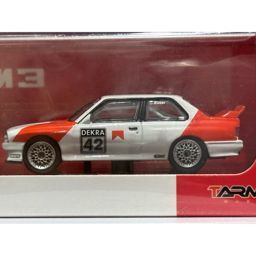 1:64 TARMAC WORKS BMW M3 E30 DTM 1991 / DEKRA 42 /  HOBBY64