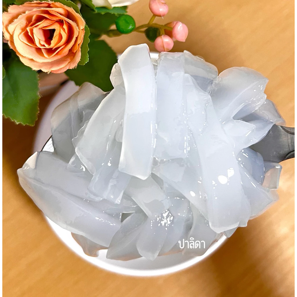 วุ้นตาลอร่อยหอมมาก (ไม่ใช่ตาลแท้ ) เหมือนวุ้นมะพร้าวแต่เป็นริ้วยาวๆ จะนิ่มกว่าวุ้นมะพร้าว