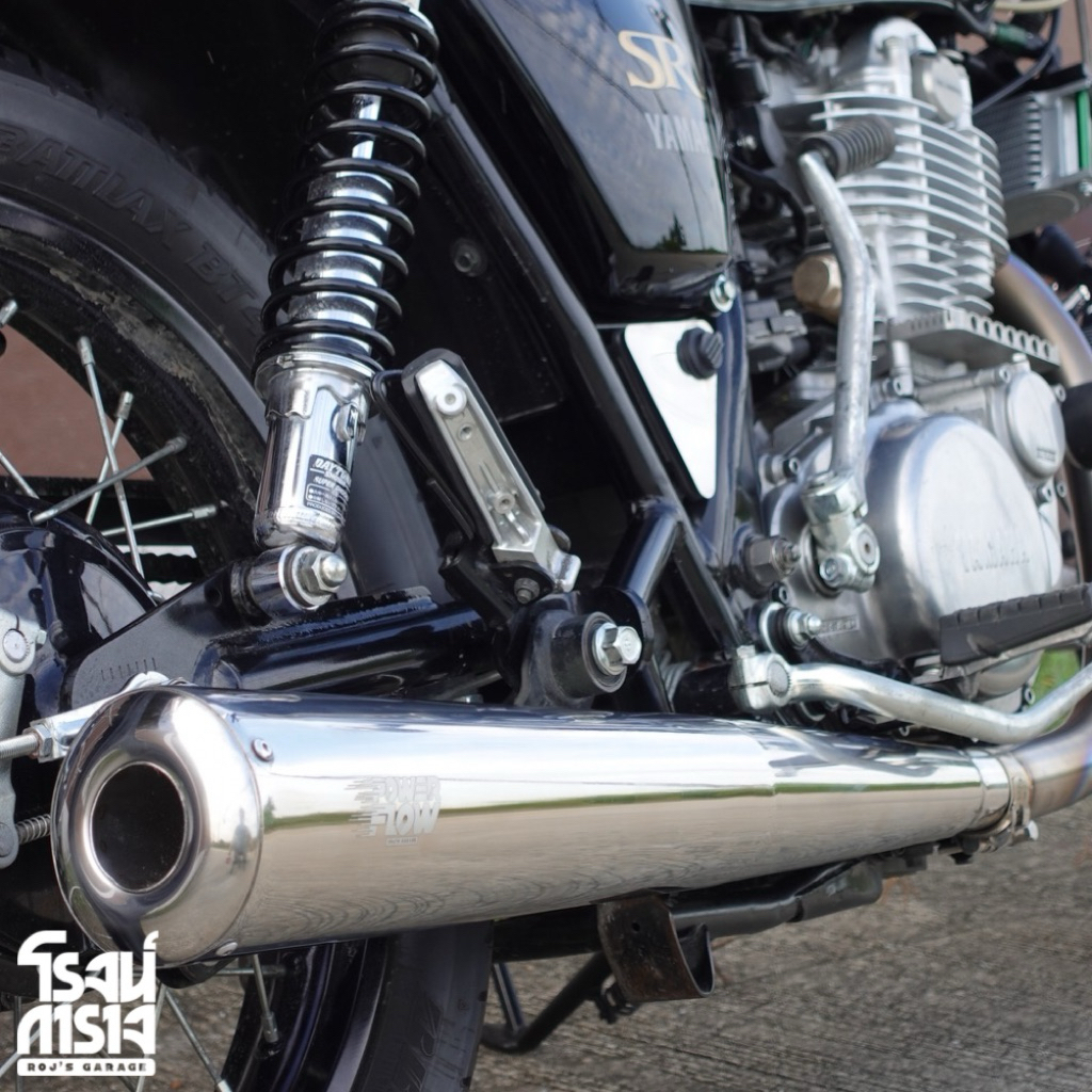 ท่อ POWERFLOW โฉมใหม่ YAMAHA SR400 SR500 FI และคาร์บูเรเตอร์ สำนักโรจน์การาจ Roj’s Garage เสียงดี