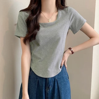 R.M⭐ เสื้อยืดแขนสั้นผู้หญิง คอเหลี่ยม ทรงไหล่ตั้ง เก็บทรงสวย ชายเสื้อไม่เท่ากัน เสื้อแฟชั่นเกาหลี T109