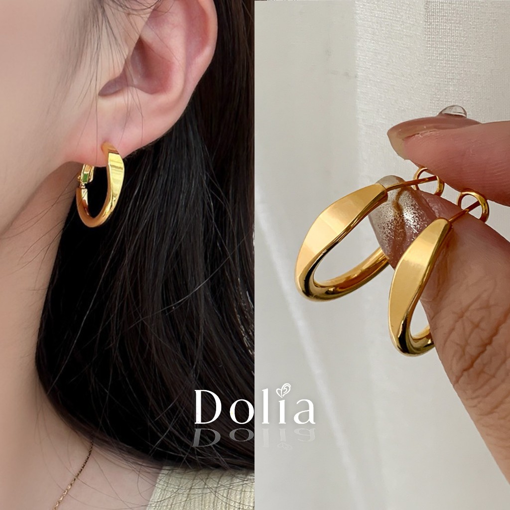 DOLIA [พร้อมส่งจากไทย] ต่างหูห่วงเงินแท้ S925 ต่างหูห่วงทรงแบนบิด ต่างหูสไตล์เกาหลี ราคาต่อ 1 คู่ A31