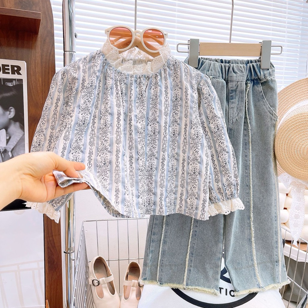 [Namsaii kids]🔥พร้อมส่ง🔥ชุดเซท2ชิ้น ชุดเด็กผู้หญิง  เสื้อลายดอกไม้เล็กน่ารัก+กางเกงยีนส์ขากว้าง สไตล์เกาหลี ผ้าดีตรงปก