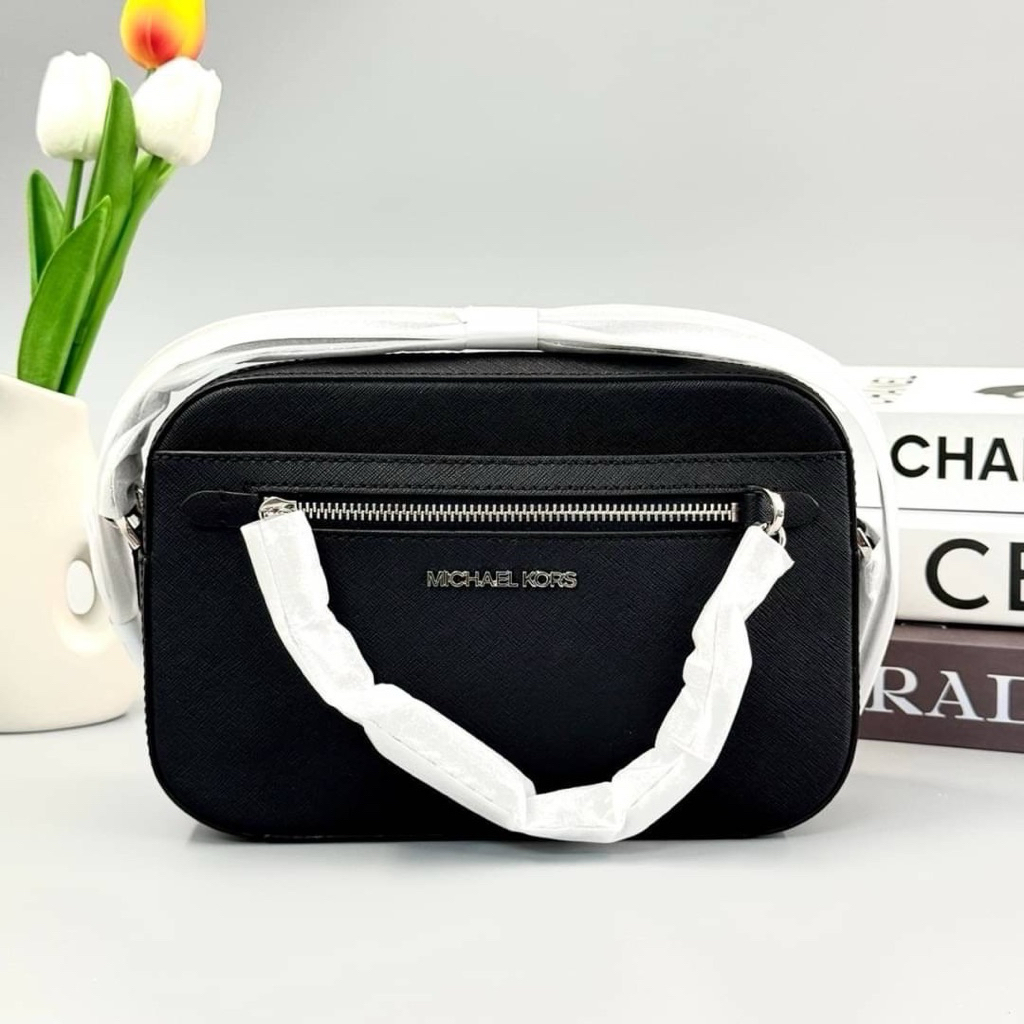 🎀(สด-ผ่อน) 35S1GTTC7L Black Large East West Zip Chain MK Leather Crossbody Bag