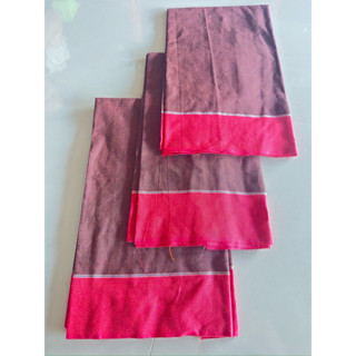 ผ้าถุงตีนแดง ผ้าถุงเชิงแดง เย็บแล้วและยังไม่เย็บ